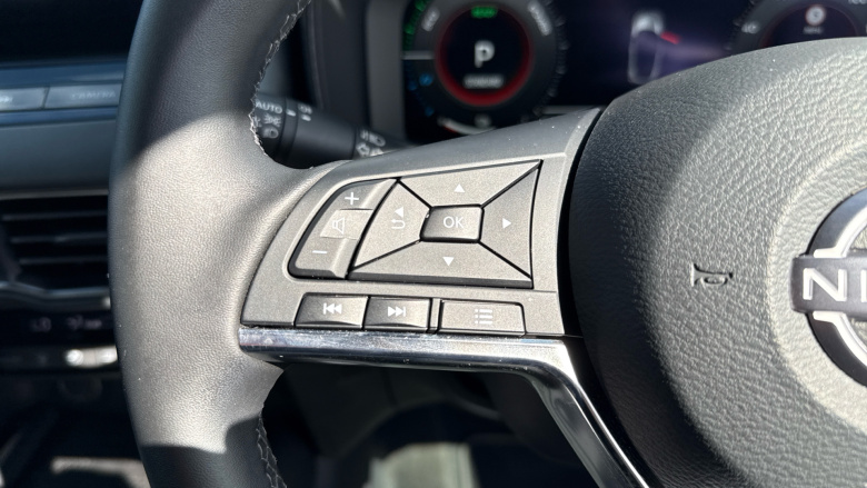 Nissan Juke 1.6 Hybrid N-Connecta 5dr Auto Hybrid Hatchback